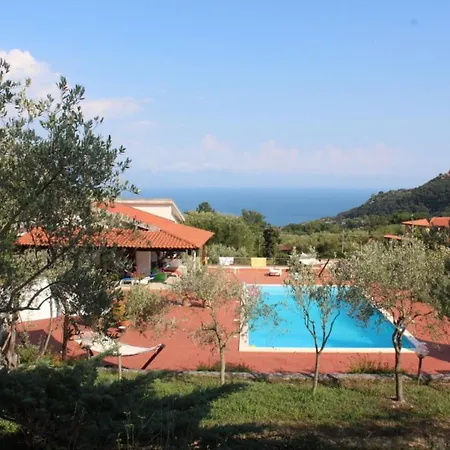 Villa Con Piscina Le Due Querce